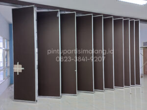 Pintu Partisi Ruangan